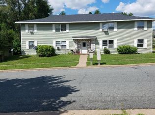 1112 Devney Dr APT 6, Altoona, WI 54720