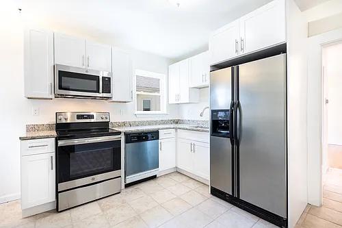 71 Princeton St #2 Photo 1