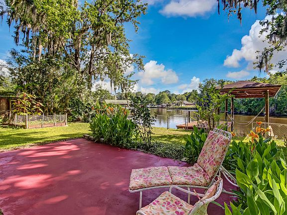 2nd image of 5444 Waterside Dr