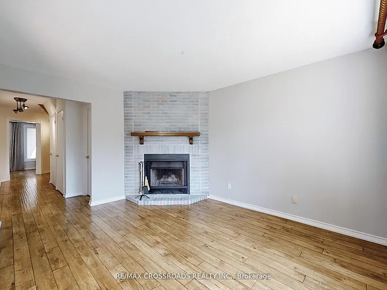35 Forest Grove Dr — Photo 41