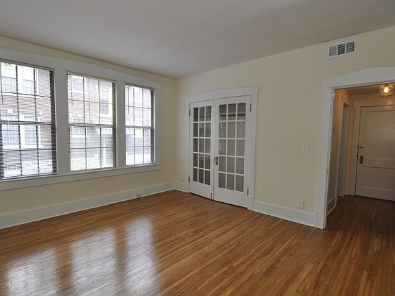 2nd image of 1711 18th Ave S APT D2