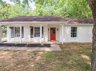 5214 Lawndale Dr, Greensboro, NC 27455