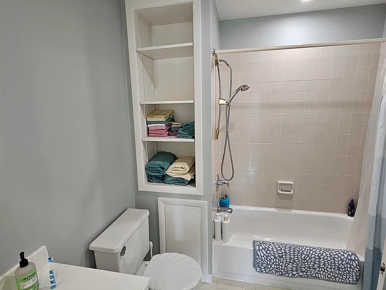 11 S Adams Ave #8 — Photo 27
