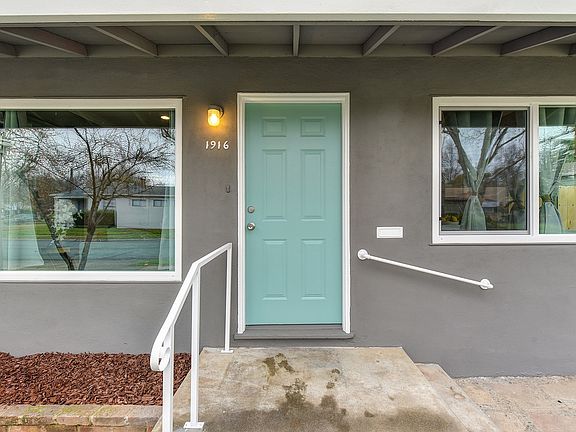4th image of 1916 51st St