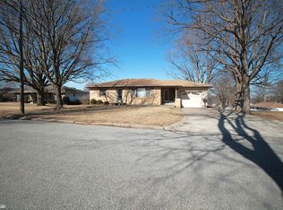 515 W Clark St, Clarinda, IA 51632