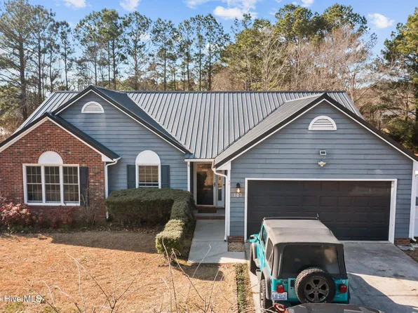 101 Carlisle Court, Jacksonville, NC 28546