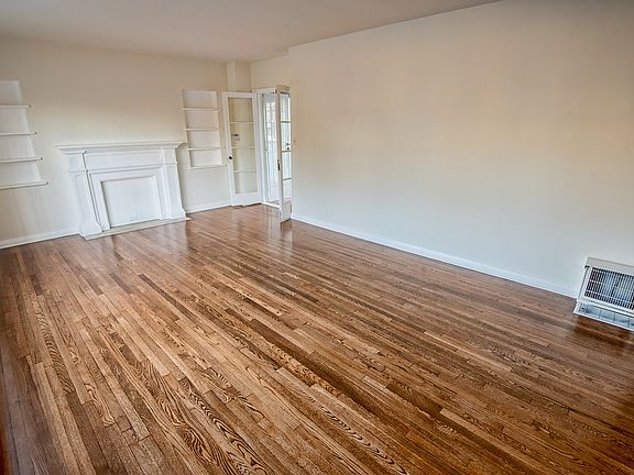 4th image of 858 N Mansfield Ave