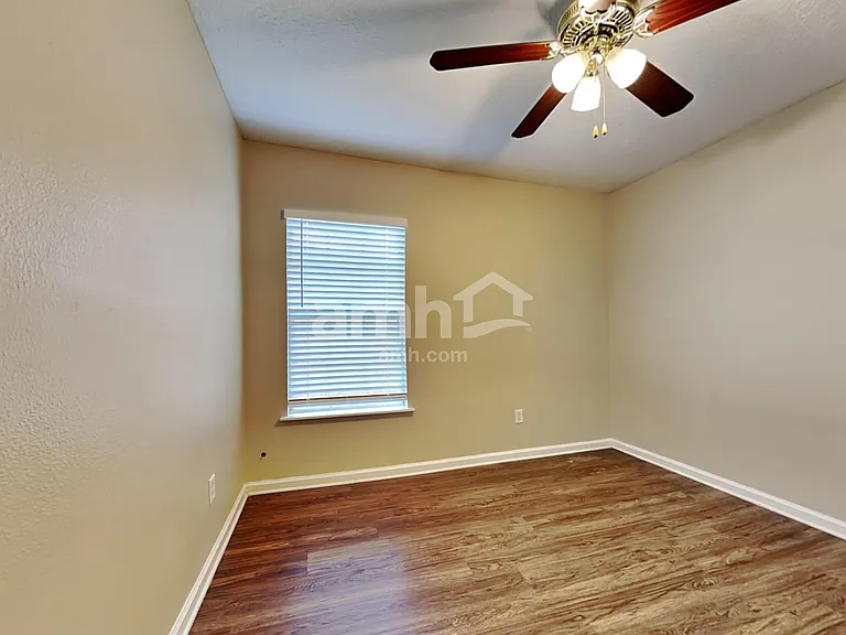 1438 Blues Creek Dr — Photo 16