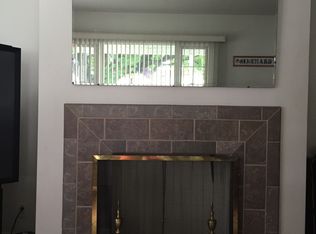 319 W New Castle St, Zelienople, PA 16063