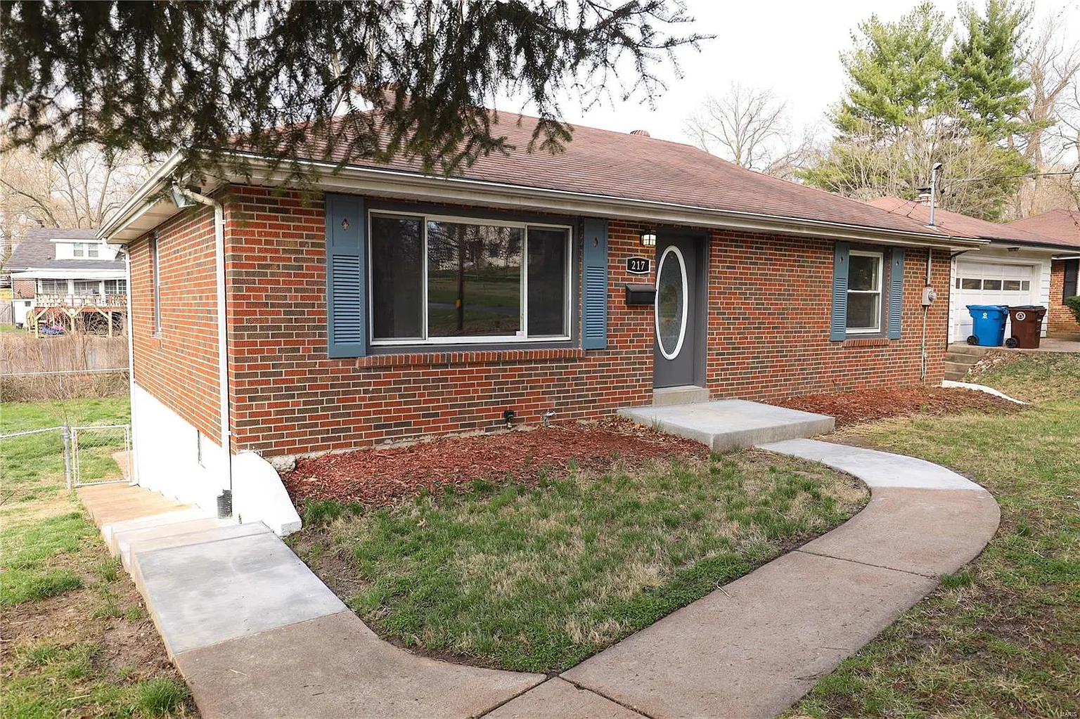 217 S Elizabeth Ave photo 1