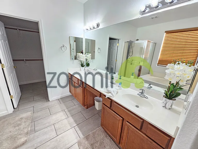 8805 W Glenn Dr — Photo 18