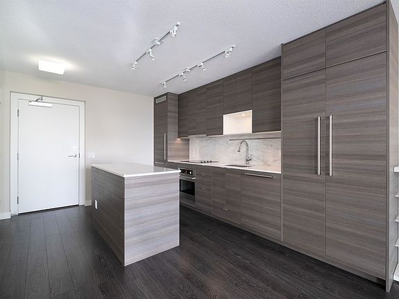 5th image of 13398 104th Ave #17XX