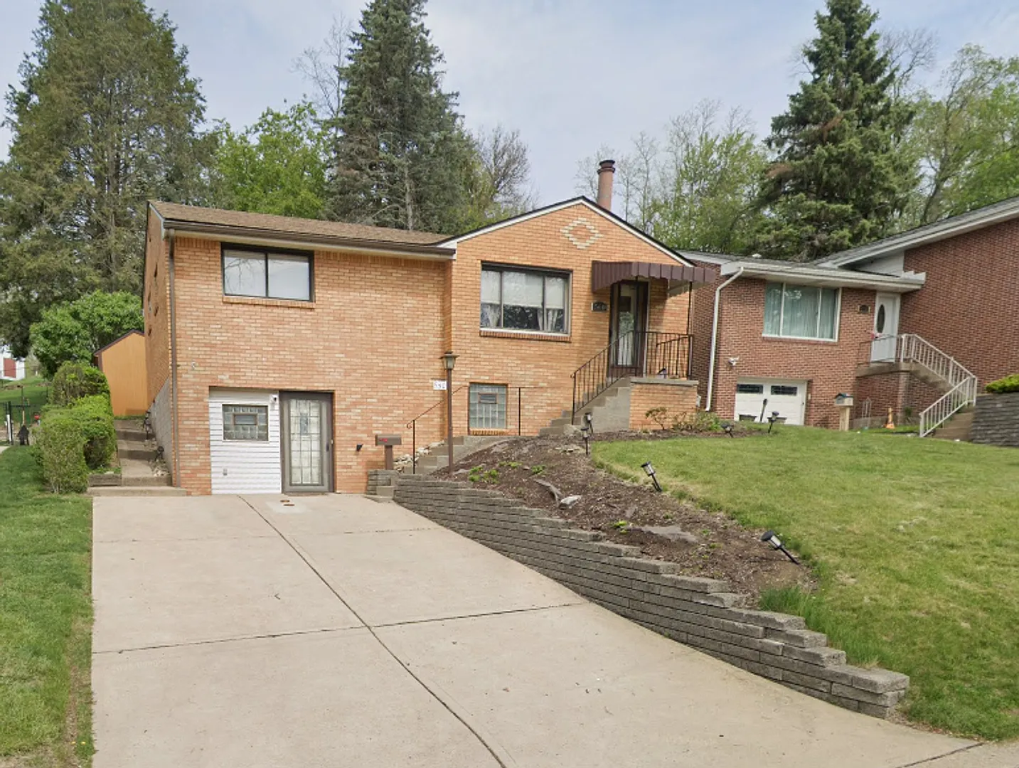 560 E Garden Rd photo 1