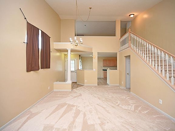 5th image of 4096 Eastvillage Dr
