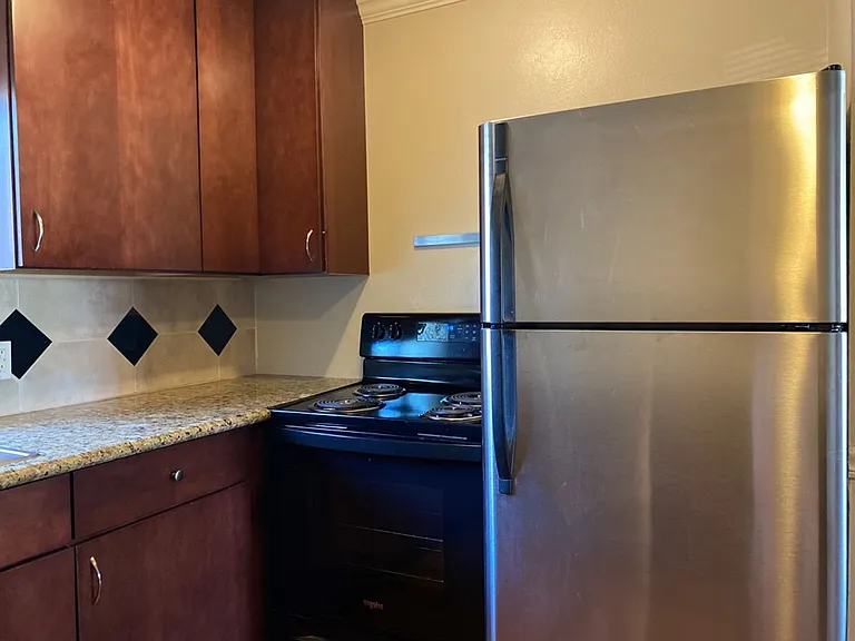 125 E Mrytle Flats — Photo 40