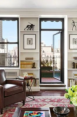 Sold by Stribling | media 10