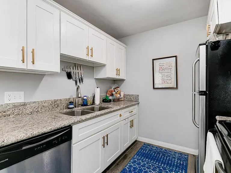 4503 Hamilton St #8 — Photo 13