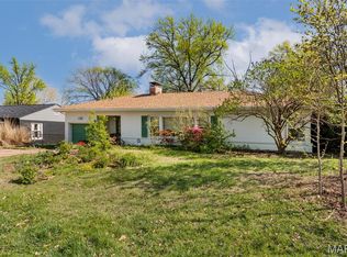 634 Warrenton Dr, Saint Louis, MO