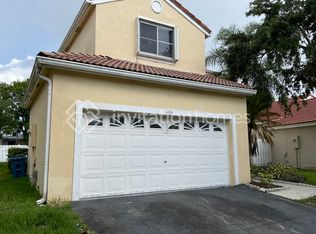 684 Stanton Dr, Fort Lauderdale, FL 33326