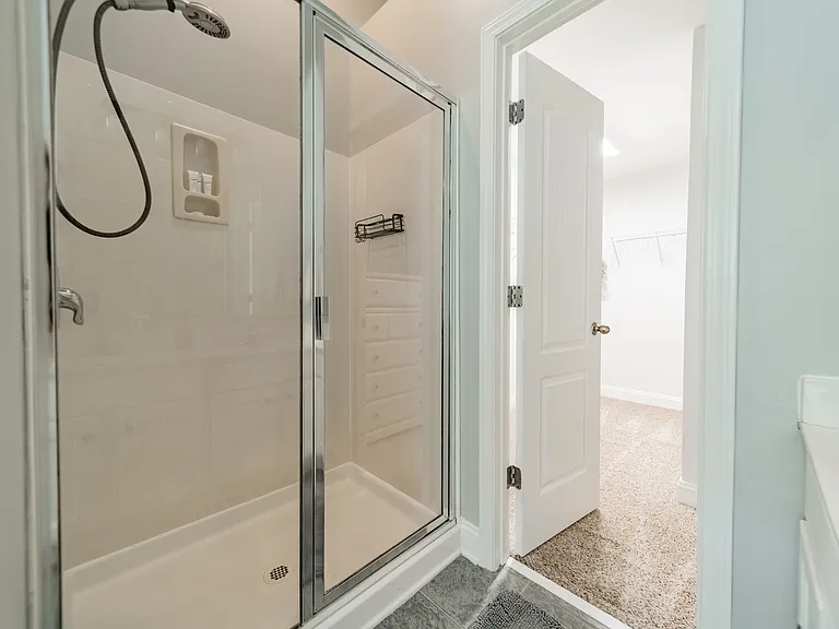 419 Hurston Cir — Photo 9