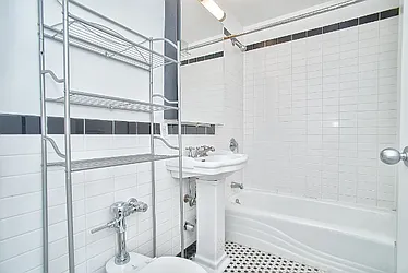 Rented by Living New York