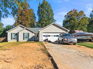 236 Northbridge Dr, Stockbridge, GA 30281