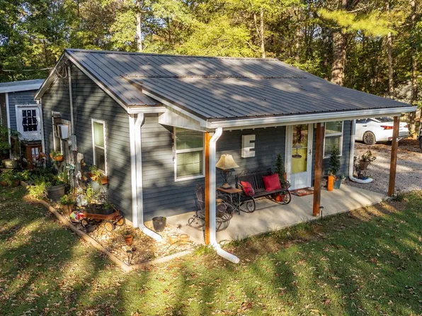 225 Lew Wallace Rd, Crump, TN 38327