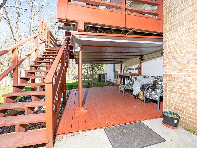 9129 Wandering Trail Dr — Photo 37