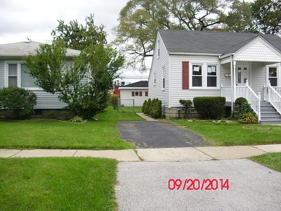 2nd image of 17828 Glen Oak Ave