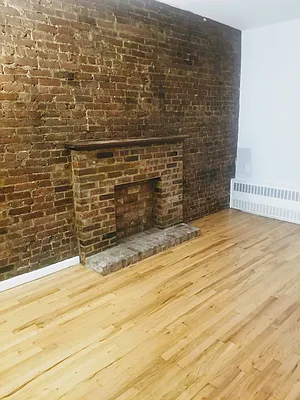 Rented by Oxford Property Group | media 18