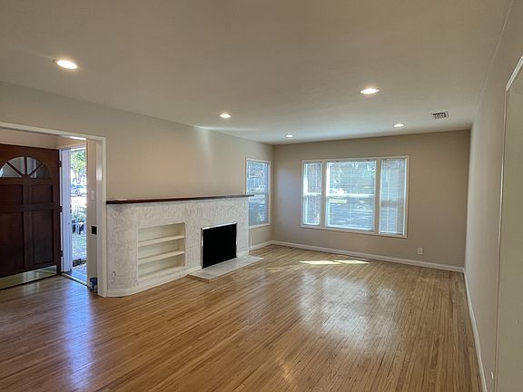 4th image of 2100 W Verdugo Ave