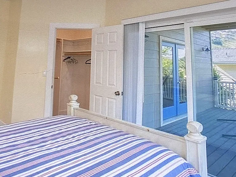 324 Selma St — Photo 25