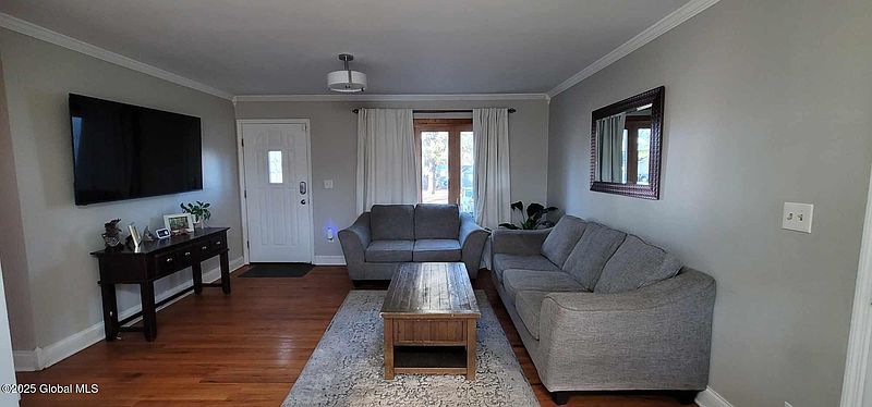 3rd image of 2732 Maida Lane