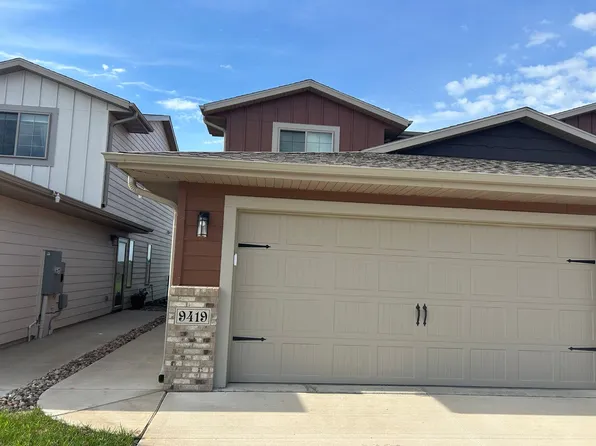 9419 W Dolores Dr, Sioux Falls, SD 57106