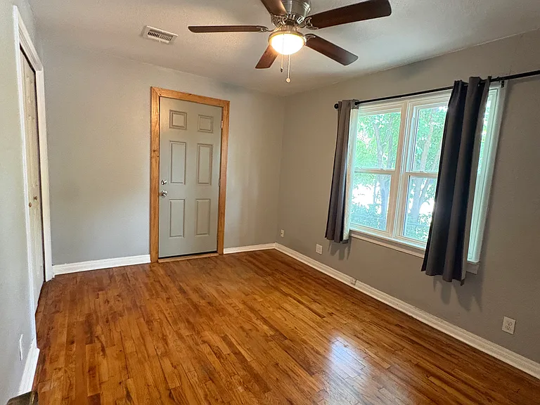 501 N University Blvd — Photo 6