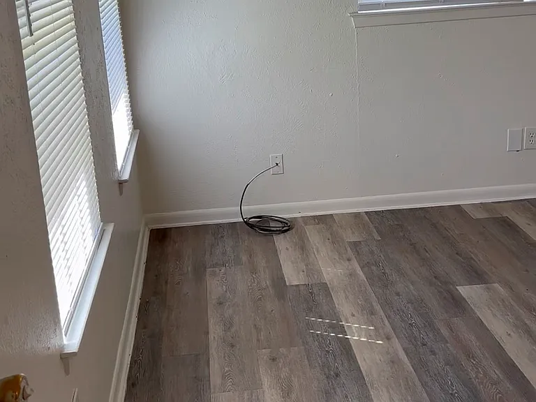 3501 Valley View Rd — Photo 8