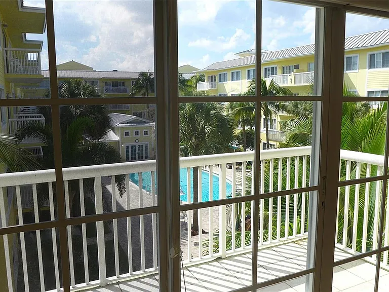 1515 E Broward Blvd #305 — Photo 19