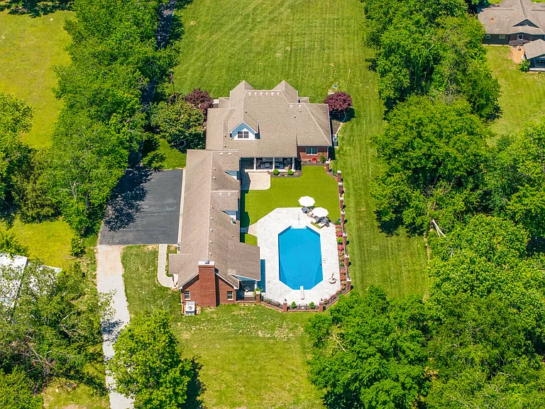 5122 Old Harding Rd — Photo 14