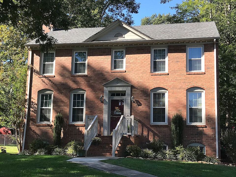 1st image of 198 Shady Oak Dr