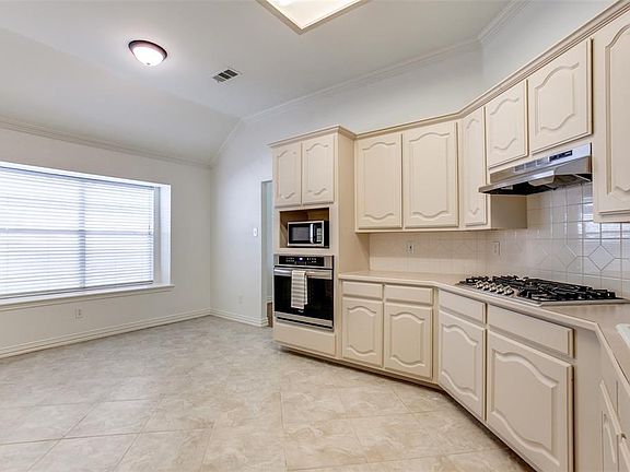 3rd image of 3718 White River Dr
