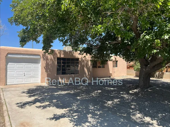 2717 Mary Ellen St NE, Albuquerque, NM 87112