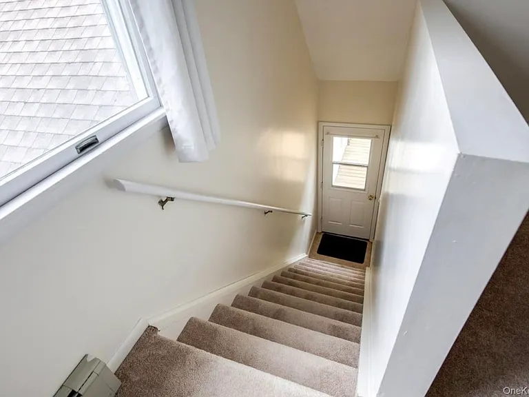 34 Appletree Dr — Photo 9