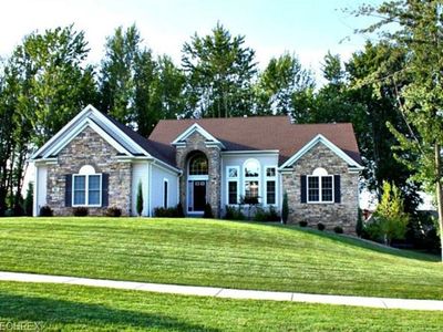 81 Emerald Ave, Streetsboro, OH, 44241