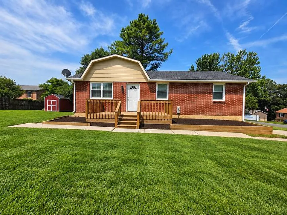 720 Ranch Hill Dr