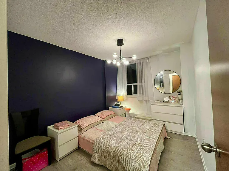 15 Torrance Rd #809 — Photo 4