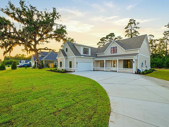 2nd image of 382 Ridge Rd.