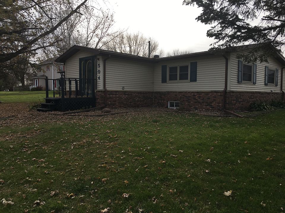 2nd image of 504 3rd St
