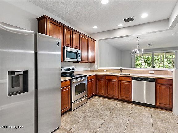 4th image of 11259 CAMPFIELD
