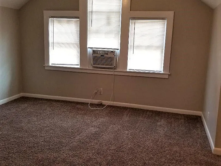 2113 Belmont Blvd #5 — Photo 4