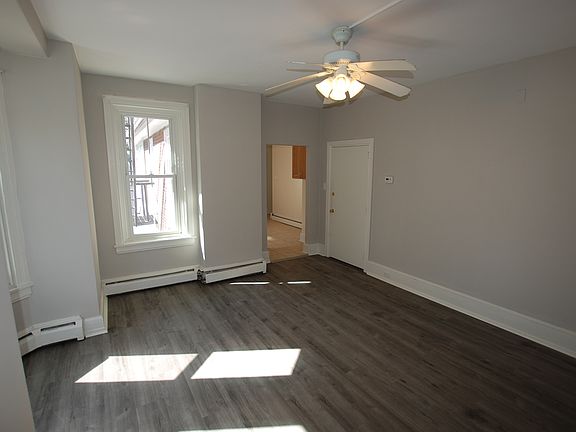 5th image of 150 Gay St APT 2